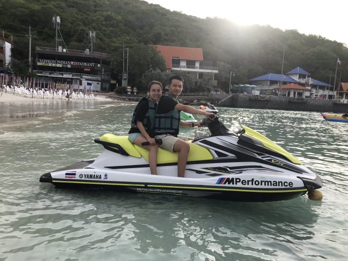 Jet ski is also one of the must-try activities in Pattaya when visiting this vibrant city