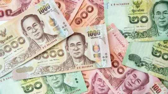 Thai currency you should know to plan your Thailand trip budget
